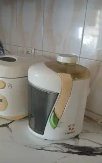 سرخ کن و آب میوه گیری