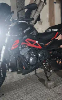 بنلی300 مشکی آس