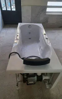 وان و جکوزی
