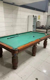 میز بیلیارد ۹ فوت