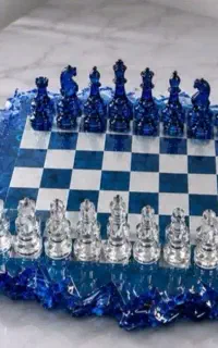 ساعت و شطرنج رزینی