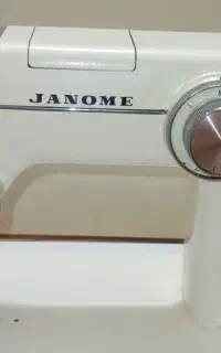 چرخ خیاطی ژانومه ۸۰۲