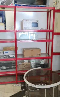 ویترین، قفسه ، میز و صندلی و غیره