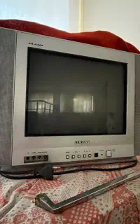 تلویزیون رنگی