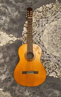 گیتار c70 قدیمی
