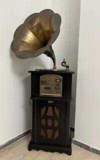 گرامافون سالنی