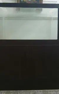 اکواریوم با میز