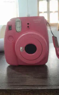 دوربین فوجی instax  mini 9