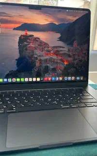 MacBook m2 258 Ram 8GB 15inch