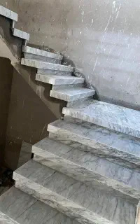 سنگ پله سفید مشکی