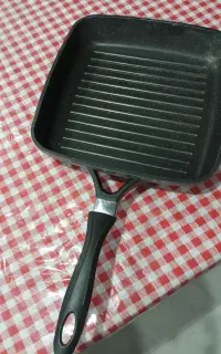 ماهیتابه چدن
