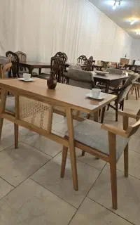 بزرگترین فروشگاه میزغذاخوری  آقای مبل (شعبه زنجان)