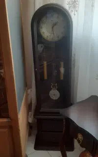 ساعت ایستاده