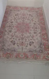 قالیچه ی دستبافت کم کار وشیک