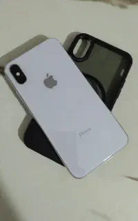 ایفون xs