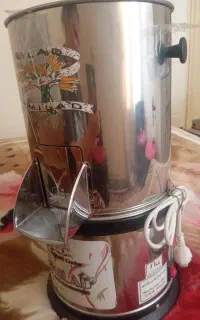 دستگاه سبزی خرد کن