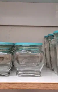 بانکه شیشه ای