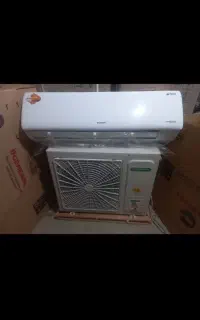 دارای پنج متر لوله مسی و کابل برق