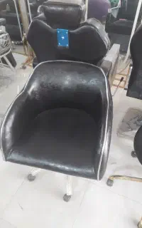 صندلی کوتاهی مدل چستر
