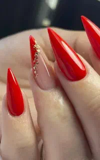 کاشت ناخن و ترمیم ناخن