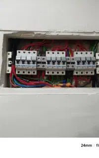 برقکار