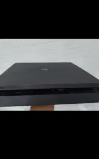 PS4 SLIM