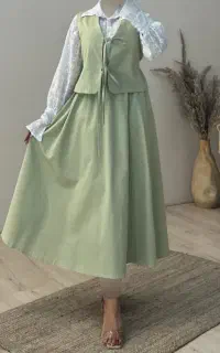 تعمیرات لباس مدارس و انواع لباسها .کوتاهی شلوار