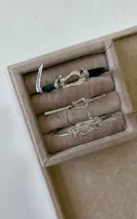 فروش عمده اکسسوری / بدبیجات / گردنبند دستبند و..