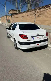 پژو ۲۰۶ SD