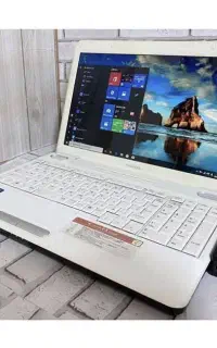 حراجی لپتاپهای ۱۲ تومنی