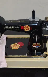 چرخ خیاطی دستی