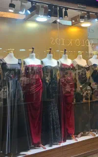 فروشنده خانوم