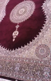 فرش خوش نقش وزیبا.خوشرنگ.نرم ولطیف