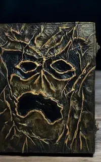 کتاب علایم باستان