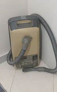 جارو برقی  aeg آلمانی