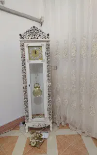 ساعت ایستاده در حد نو