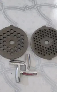 پنجره چرخ گوشت وگوشت کوب