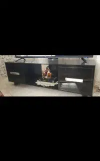 کمد و میزتلوزیون