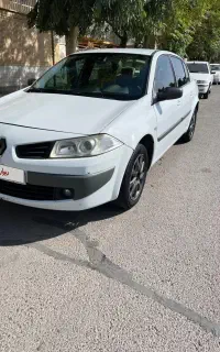 مگان ۲۰۰۰ اتومات اپشنال