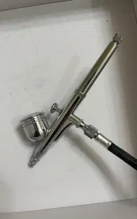دستگاه ایر براش ناخن (در حد نو)