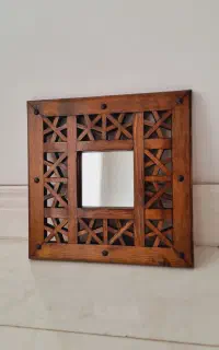 آینه چوبی
