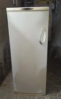 یخچال تمام فریزر امرسان