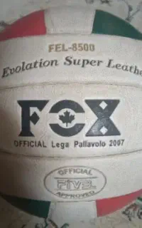 توپ والیبالFOX