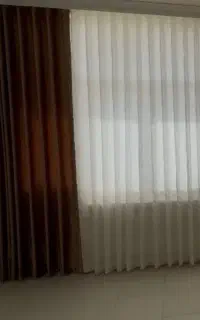 فروش کنار پرده مخمل نو