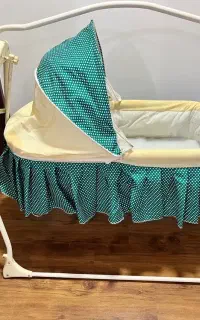 گهواره نوزاد تمیز رامسر