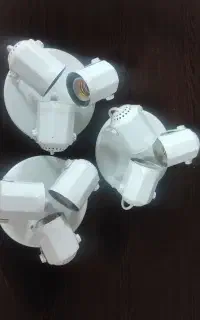 لوستر ،پایه لامپ