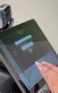 نیازمند اپراتور لیزر خانم