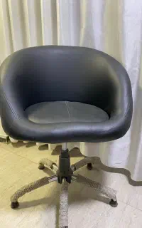 دو عدد صندلی جک دار