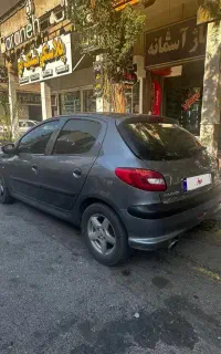 206 تیپ 2 فرانسوی/ درجه یک یک/ با لوازم در حد