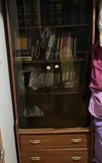 کتابخانه چهار طبقه